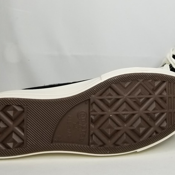 Converse Women's CTAS Lift Platform 3D Flowers Size 8.5 Black A09099C NWT - Picture 6 of 7